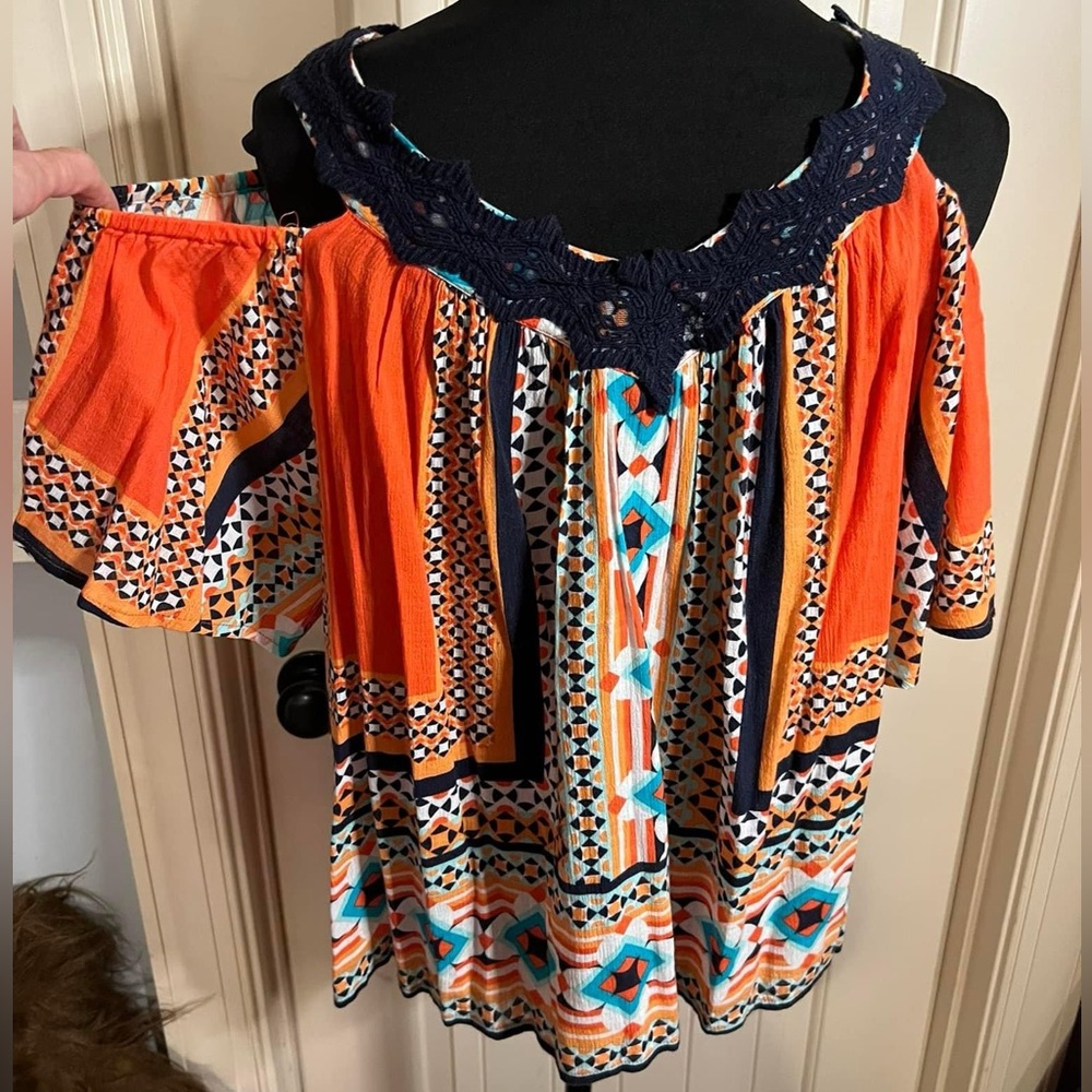 EUC- Crown & Ivy- size S (generous fit)- top